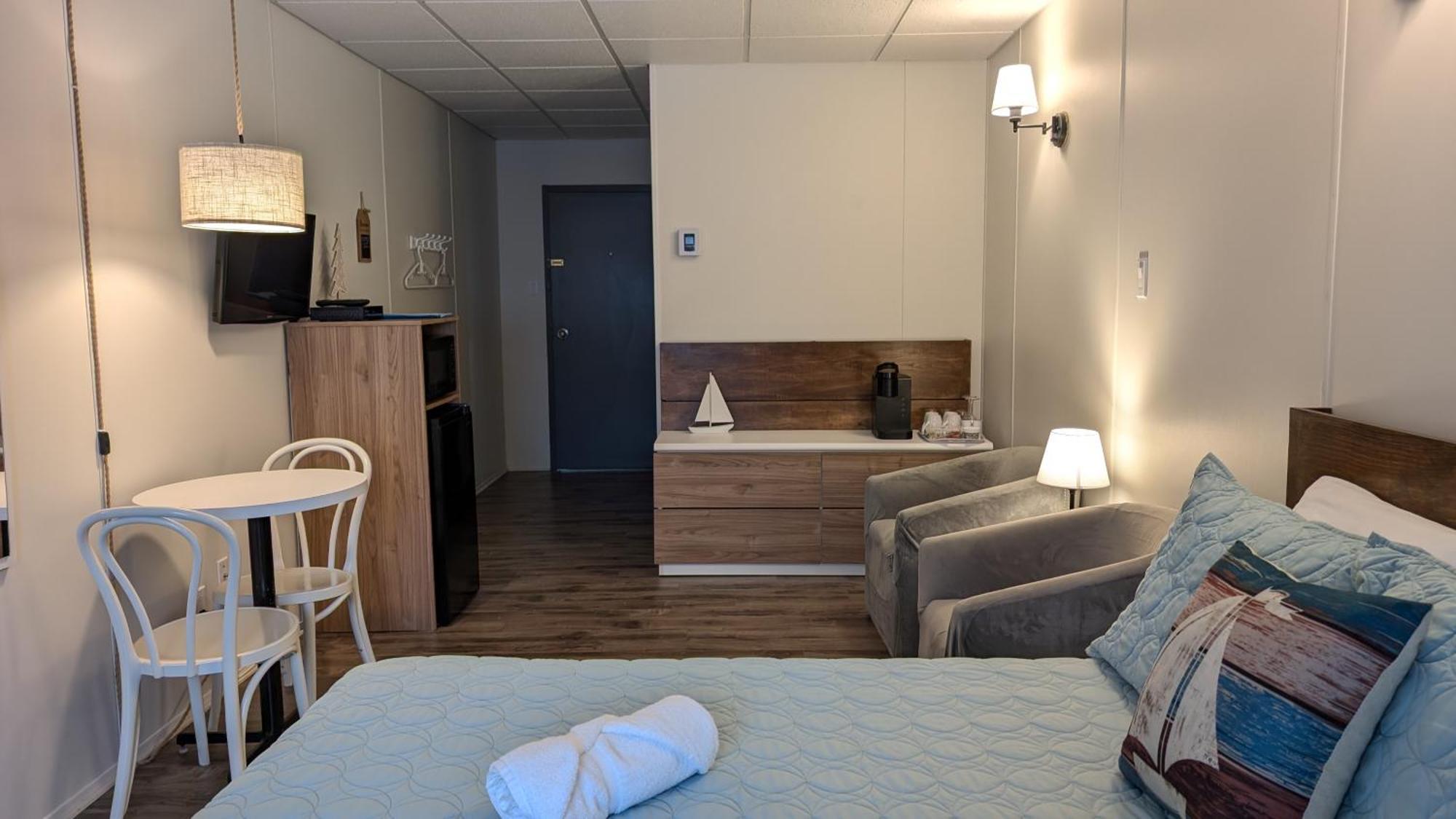 La Gentilhommiere Motel Saint-Simeon  ภายนอก รูปภาพ
